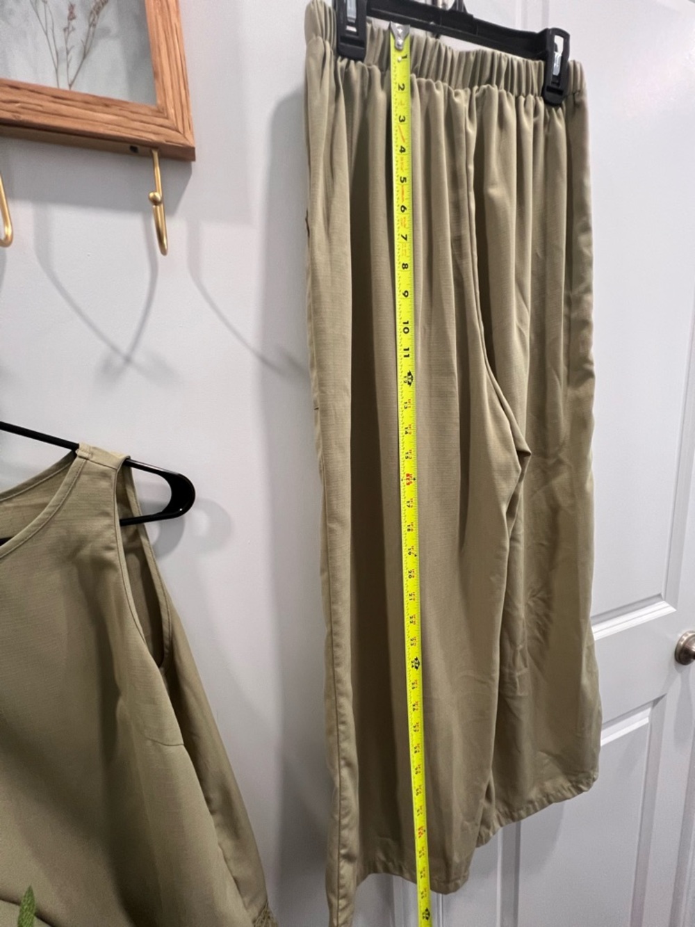 Women’s Wide Leg Pants & Lace-Hem Tank Set in Olive - Picture 5 of 6